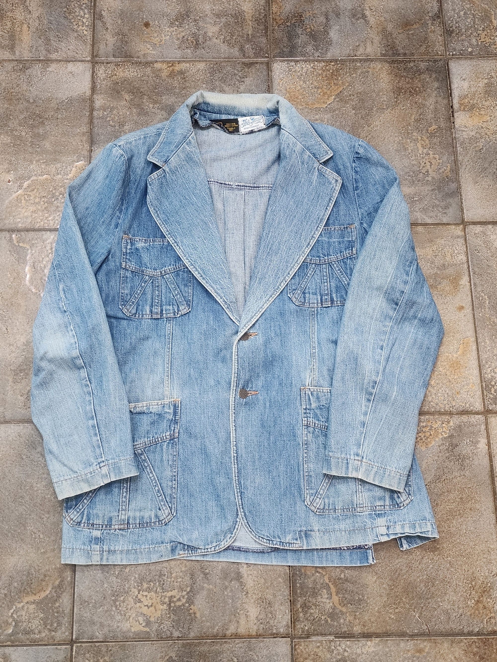 Vintage 1970s H.I.S. Women's Large Faded Denim Indie Chore Barn Jacket